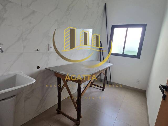 Casa para Venda em Araraquara - 3