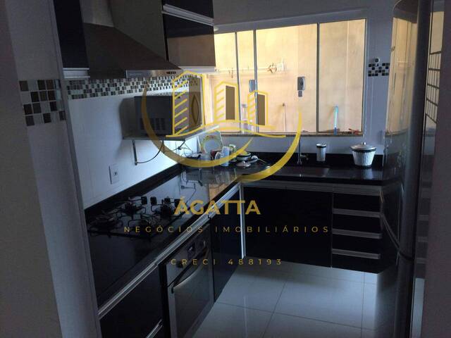 #27 - Casa para Venda em Araraquara - SP