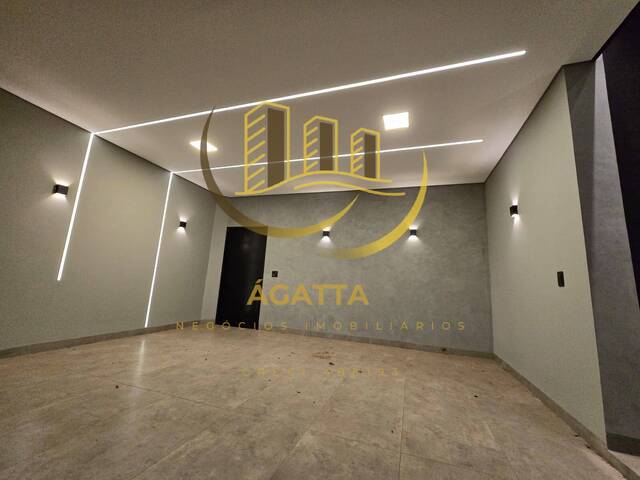 Casa para Venda em Araraquara - 3