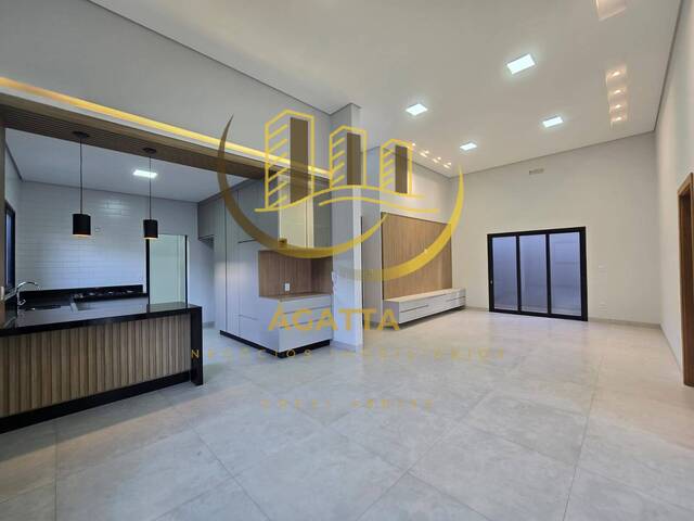 Casa para Venda em Araraquara - 3