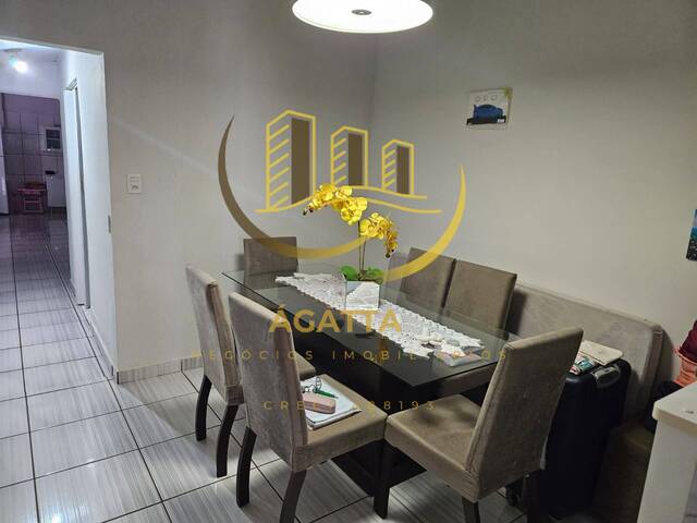 Casa para Venda em Araraquara - 2