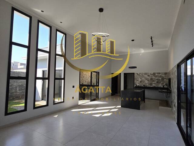 Casa para Venda em Araraquara - 3