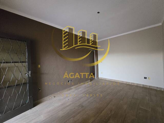 Casa para Venda em Araraquara - 2