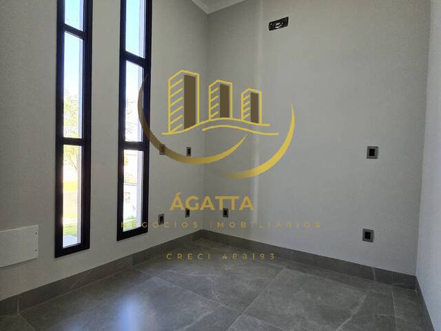 Casa para Venda em Araraquara - 2