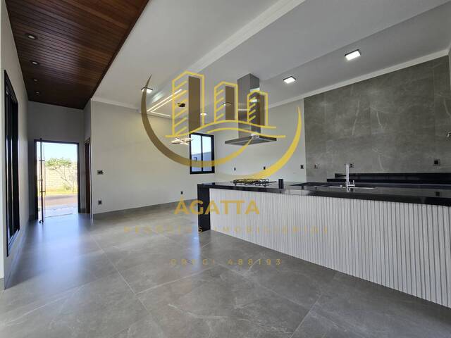 Casa para Venda em Araraquara - 3