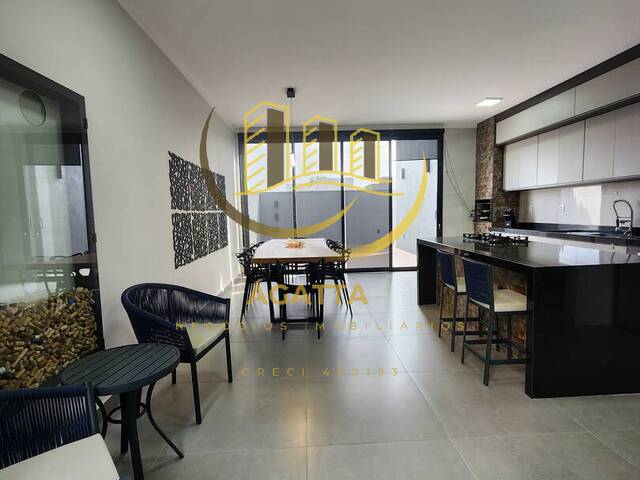 Casa para Venda em Araraquara - 3