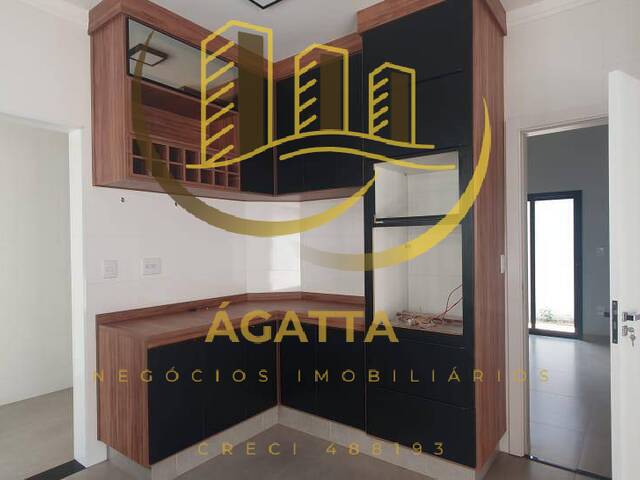 Casa para Venda em Araraquara - 3