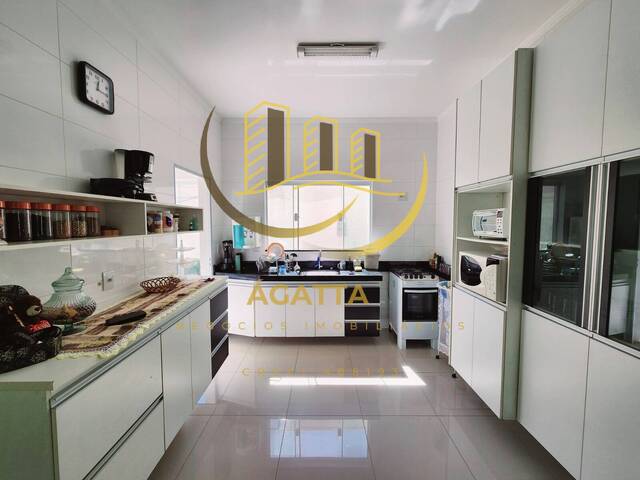 Casa para Venda em Araraquara - 3