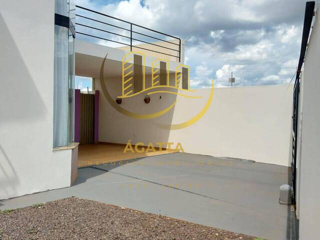 Casa para Venda em Araraquara - 2