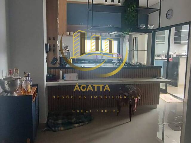 Casa para Venda em Araraquara - 3