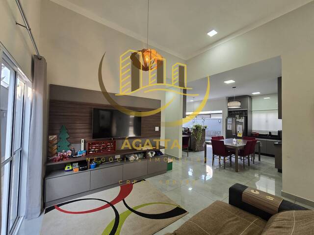 Casa para Venda em Araraquara - 2