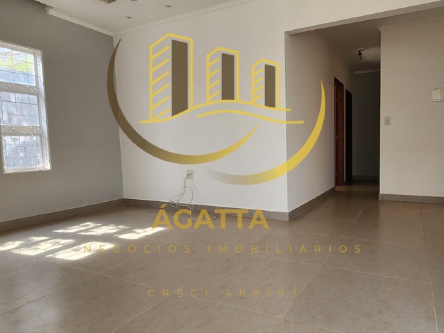 Casa para Venda em Araraquara - 3