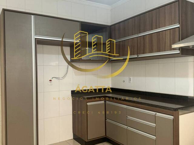 Casa para Venda em Matão - 4