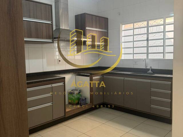 Casa para Venda em Matão - 5