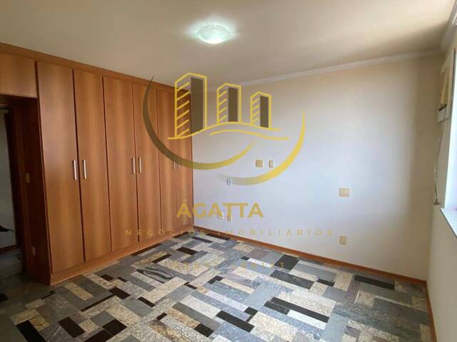 Apartamento para Venda em Araraquara - 5