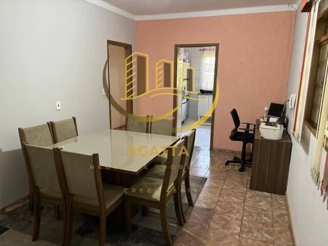 Casa para Venda em Araraquara - 3