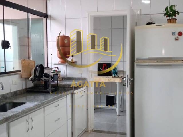 Casa para Venda em Araraquara - 2