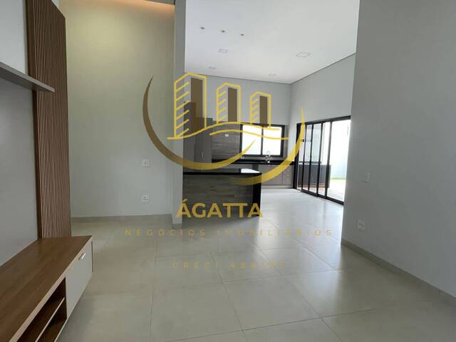 Casa para Venda em Araraquara - 3