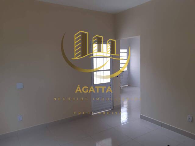 #230 - Casa para Venda em Araraquara - SP