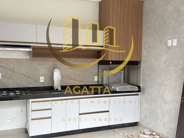 Casa para Venda em Araraquara - 2