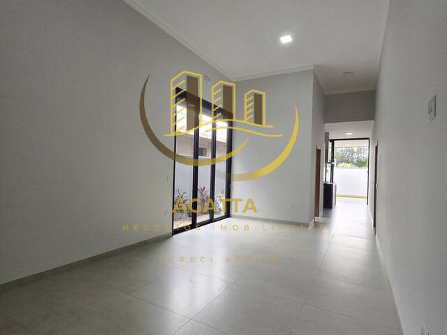 #241 - Casa para Venda em Araraquara - SP - 2