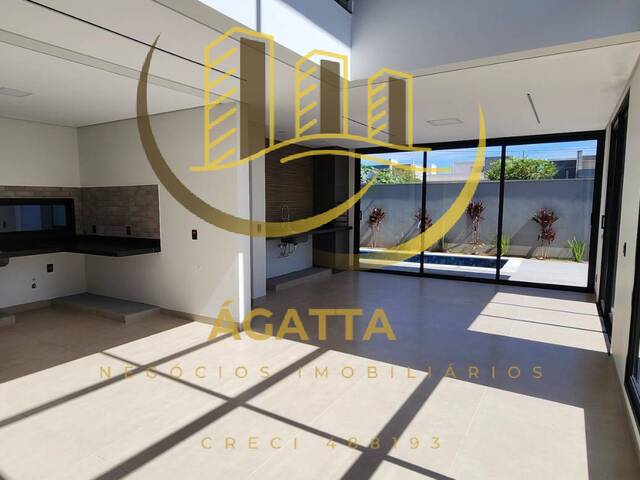 Casa para Venda em Araraquara - 3