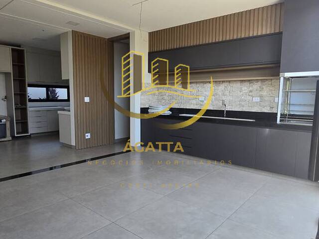 #312 - Casa para Venda em Araraquara - SP - 2