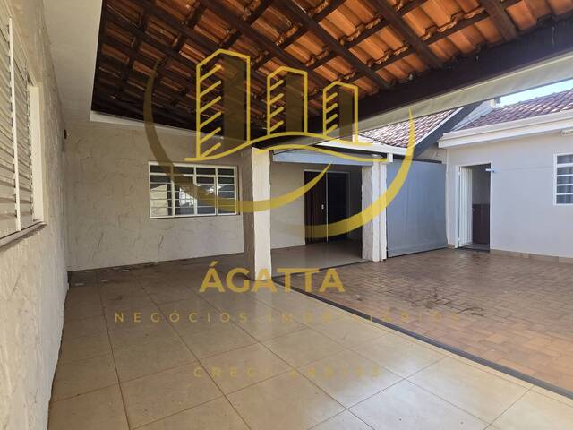 #339 - Casa para Venda em Araraquara - SP - 2