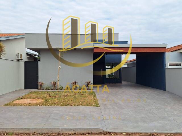 #348 - Casa para Venda em Araraquara - SP - 2