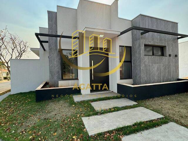 #104 - Casa para Venda em Araraquara - SP