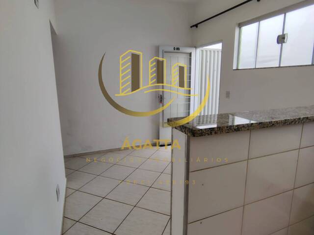 #387 - Casa para Venda em Américo Brasiliense - SP - 1