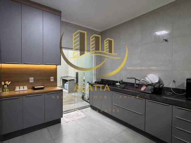 Casa para Venda em Araraquara - 4