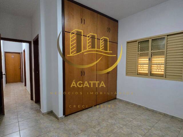 Casa para Venda em Araraquara - 3