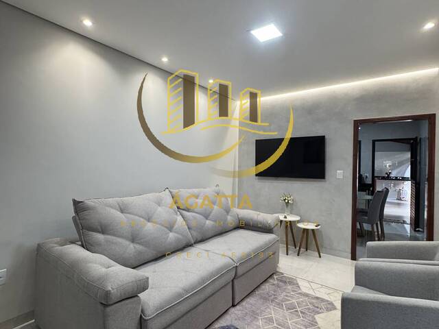 #437 - Casa para Venda em Araraquara - SP