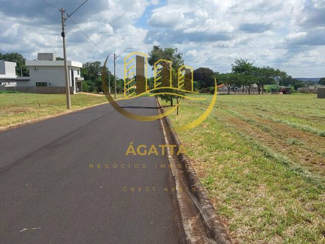 #427 - Terreno em condomínio para Venda em Araraquara - SP