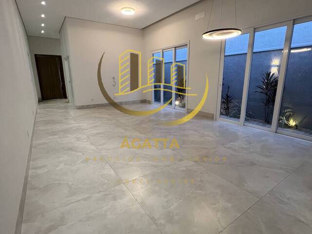 #445 - Casa em condomínio para Venda em Araraquara - SP