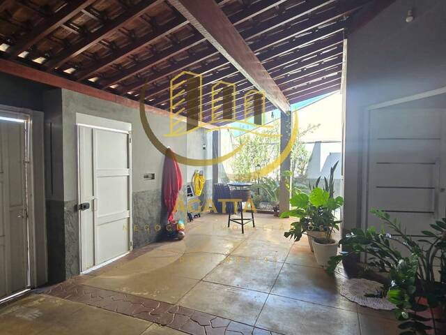 Venda em Parque Residencial Jatobá - Araraquara