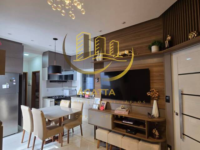 Casa para Venda em Araraquara - 3