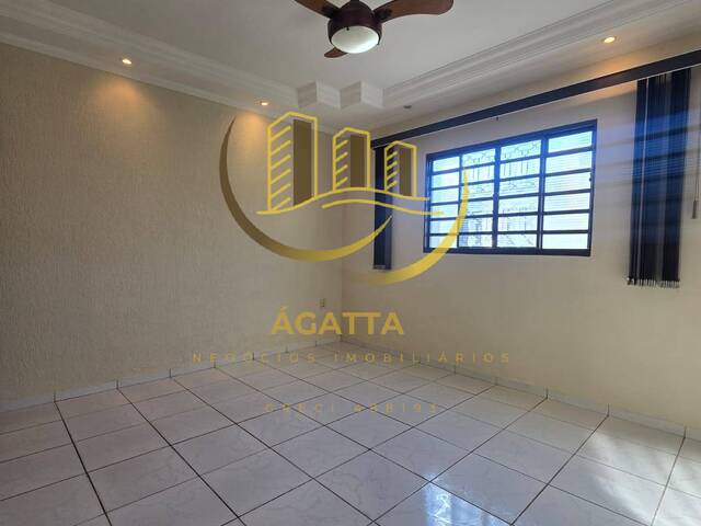 #505 - Casa para Venda em Araraquara - SP - 2